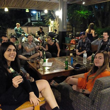 Happy House Backpackers Pansiyon Pai Dış mekan fotoğraf