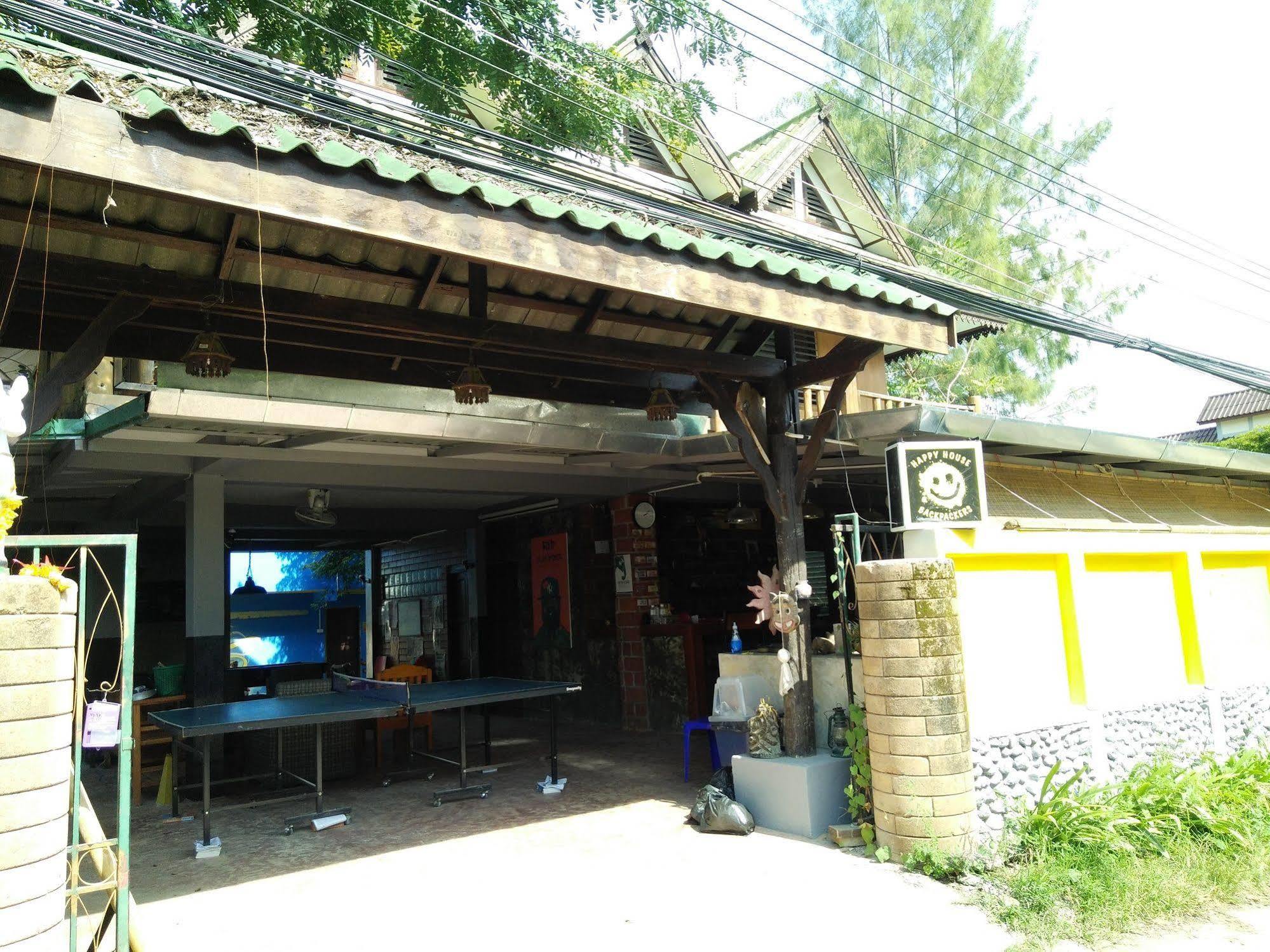 Happy House Backpackers Pansiyon Pai Dış mekan fotoğraf