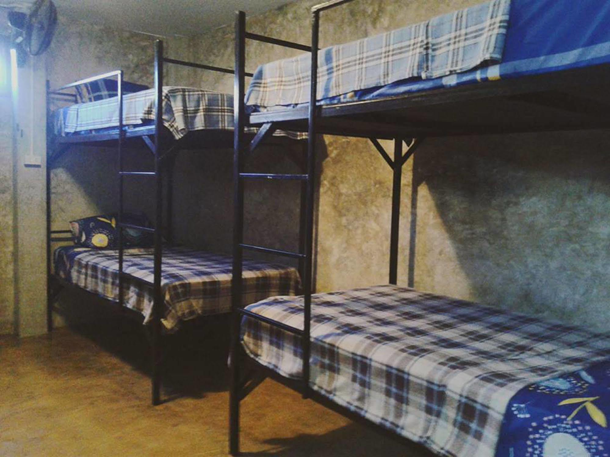 Happy House Backpackers Pansiyon Pai Dış mekan fotoğraf