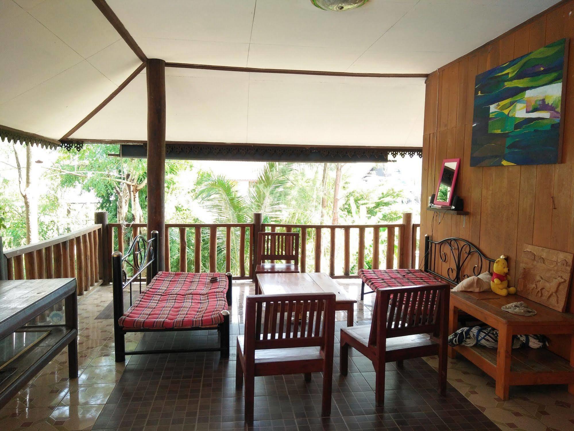 Happy House Backpackers Pansiyon Pai Dış mekan fotoğraf